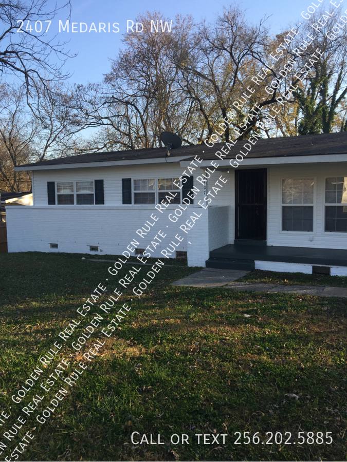 House for rent at 2407 Medaris Rd NW, Huntsville, AL 35810
