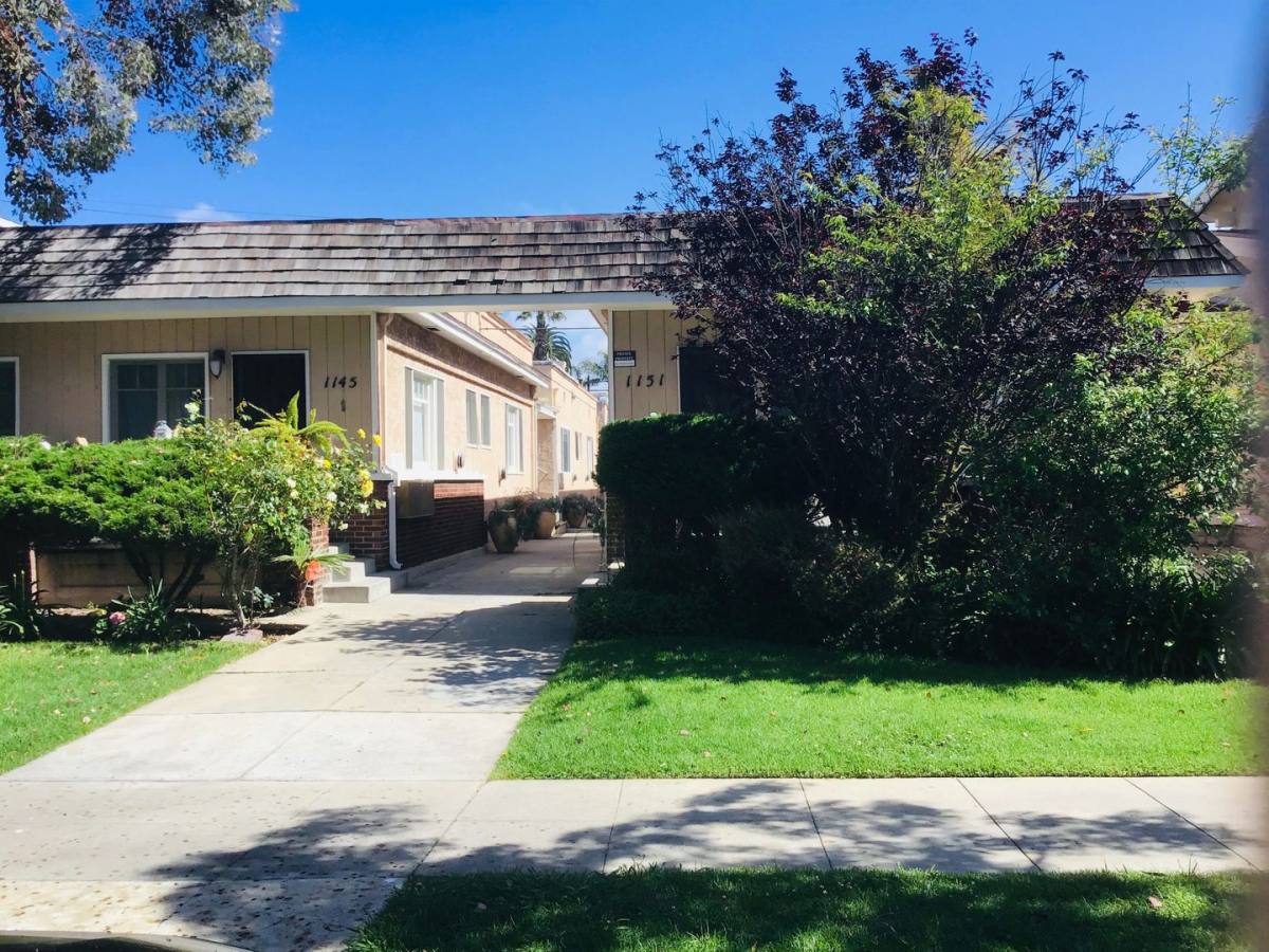 Apartment for rent at 1145 E Appleton St, Long Beach, CA 90802