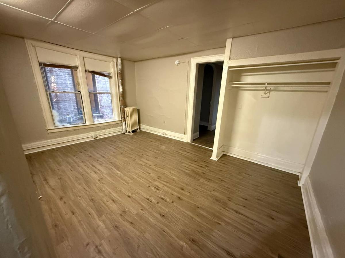 Apartment for rent at 516 E Willow St, Syracuse, NY 13203