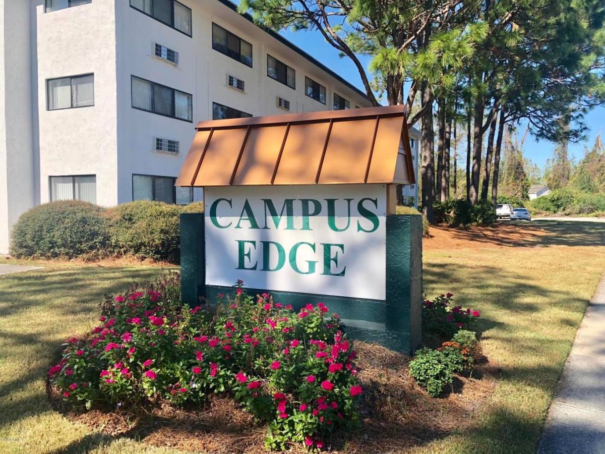 Condo for rent at 450 Racine Dr, Wilmington, NC 28403