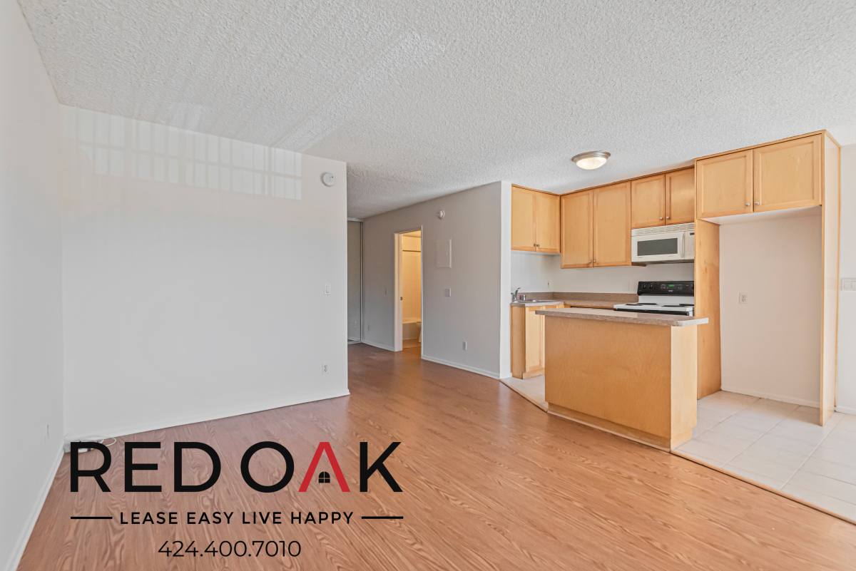 Condo for rent at 20200 1 4 Sherman Way #308, Winnetka, CA 91306