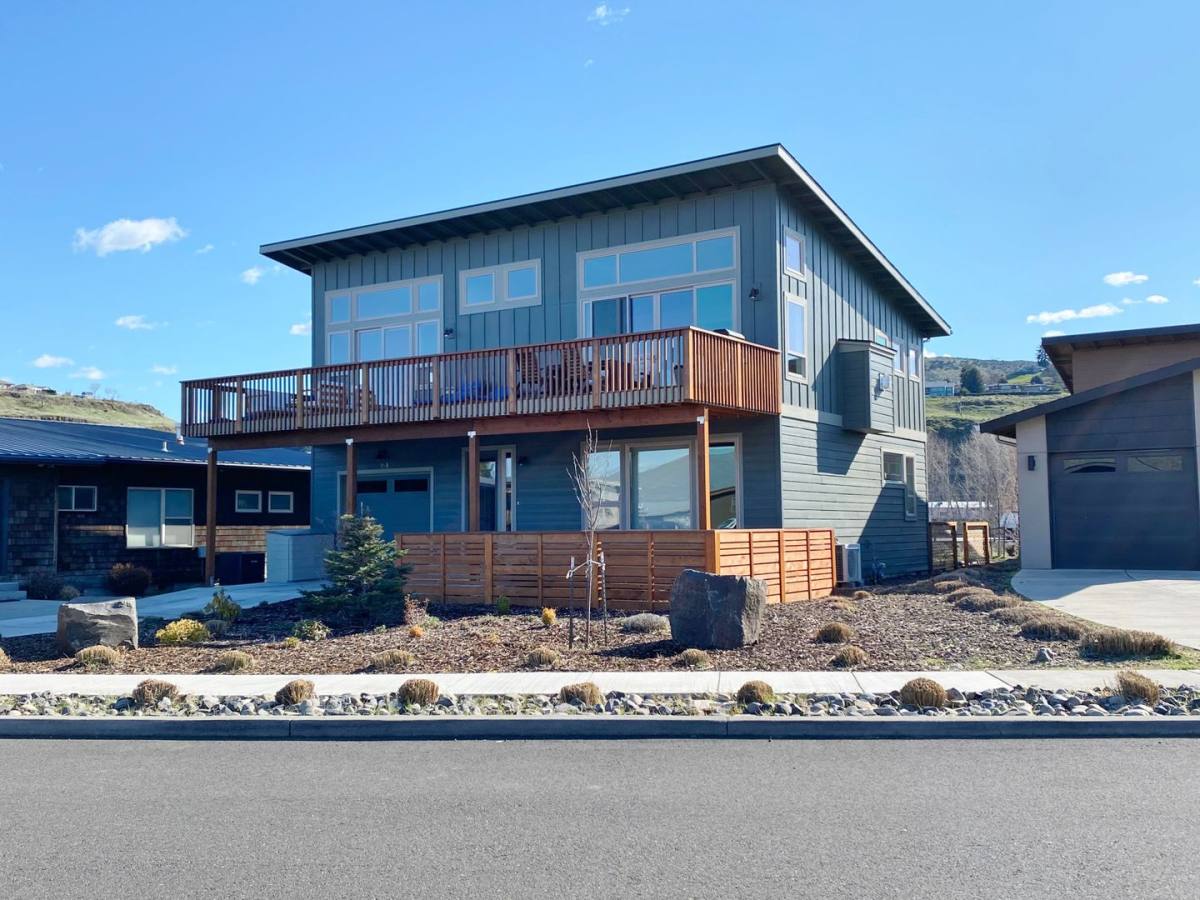 House for rent at 168 Blue Heron Court, The Dalles, OR 97058