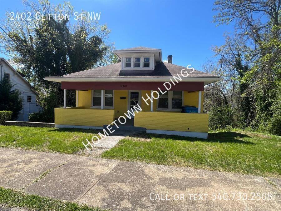 House for rent at 2402 Clifton St NW, Roanoke, VA 24017