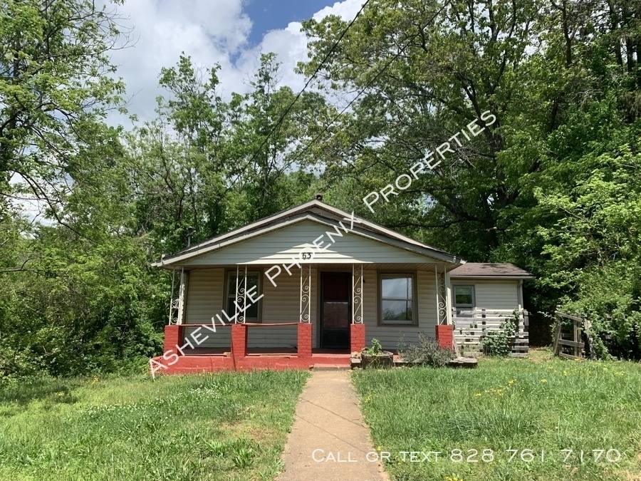 House for rent at 63 Green Oak Rd, Asheville, NC 28804