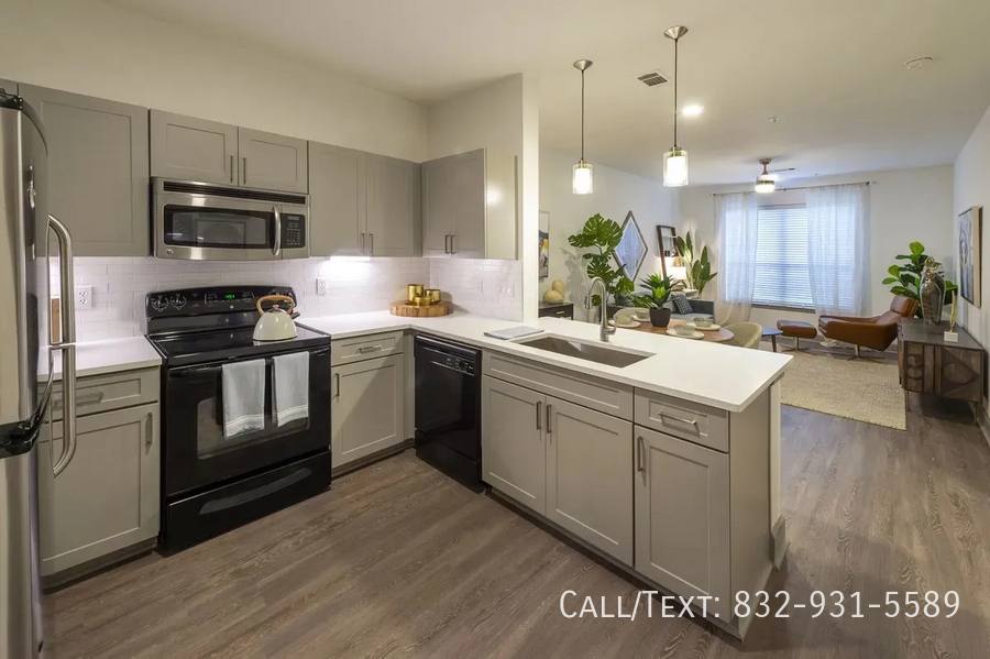 Apartment for rent at 4858 Westpark Dr #33TT, Houston, TX 77027