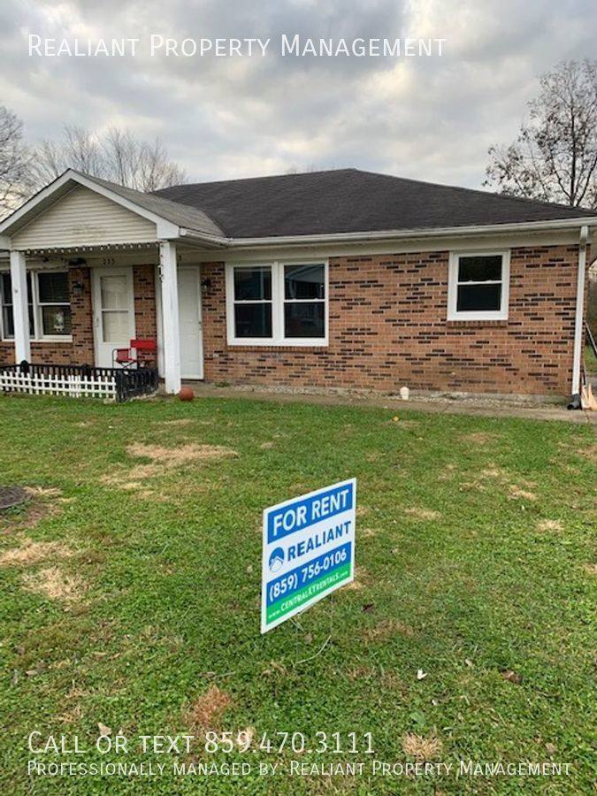 House for rent at 233 Green St, Nicholasville, KY 40356
