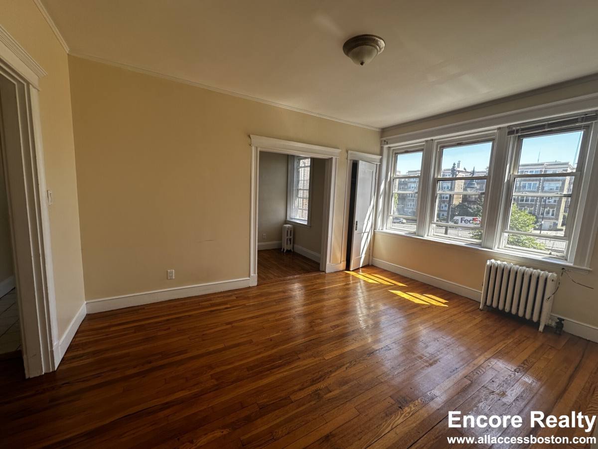 Apartment for rent at 1637 Commonwealth #7, Brighton, MA 02135