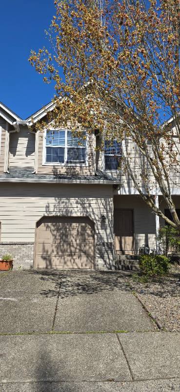 Townhouse for rent at 18555 SW Takena Court, Beaverton, OR 97003