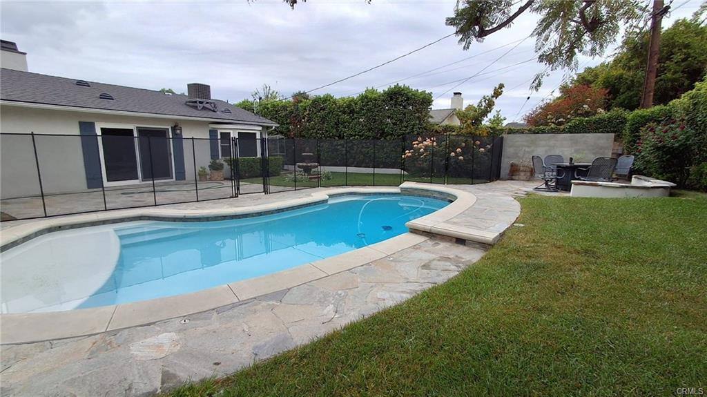 House for rent at 6215 Tony Ave, Woodland Hills, CA 91367