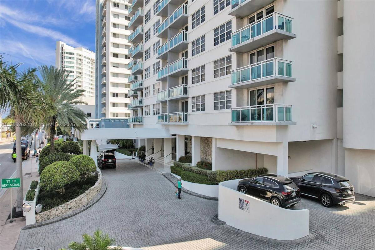 Apartment for rent at 6917 Collins Ave #915, Miami Beach, FL 33141