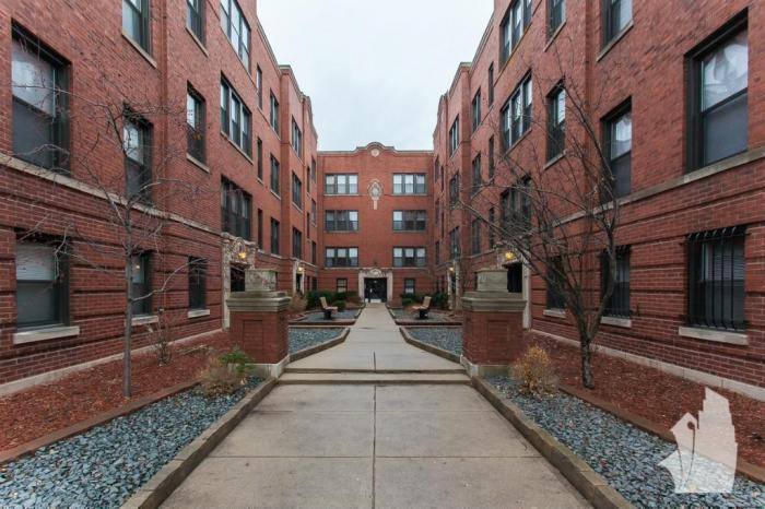 Apartment for rent at 3517 N Racine Ave #W3, Chicago, IL 60657