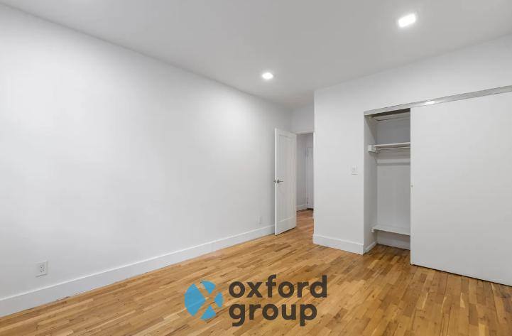 Apartment for rent at 207-215 E 37th St #2L, New York, NY 10016