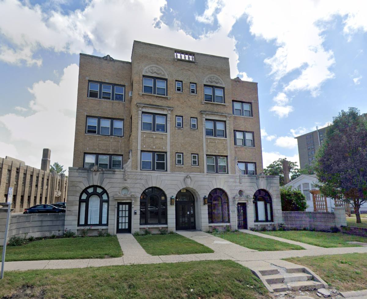 Apartment for rent at 529 N Main St, Rockford, IL 61103