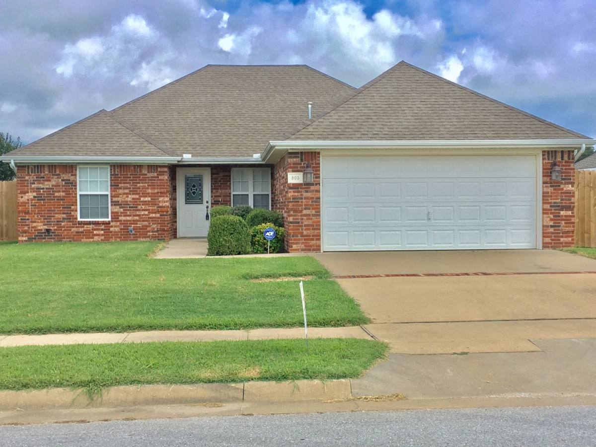 House for rent at 803 E Southern Trace, Rogers, AR 72758