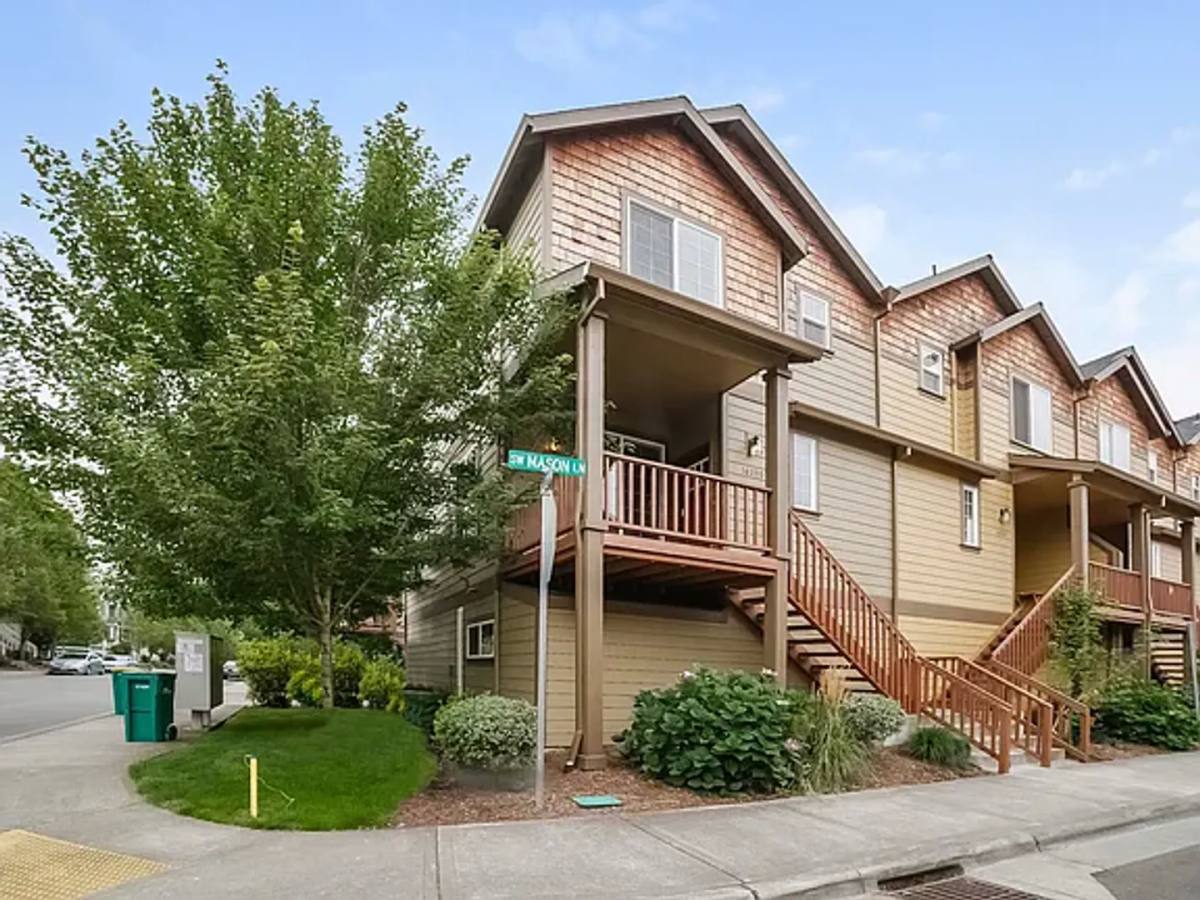 Townhouse for rent at 16200 SW Mason Lane, Beaverton, OR 97006