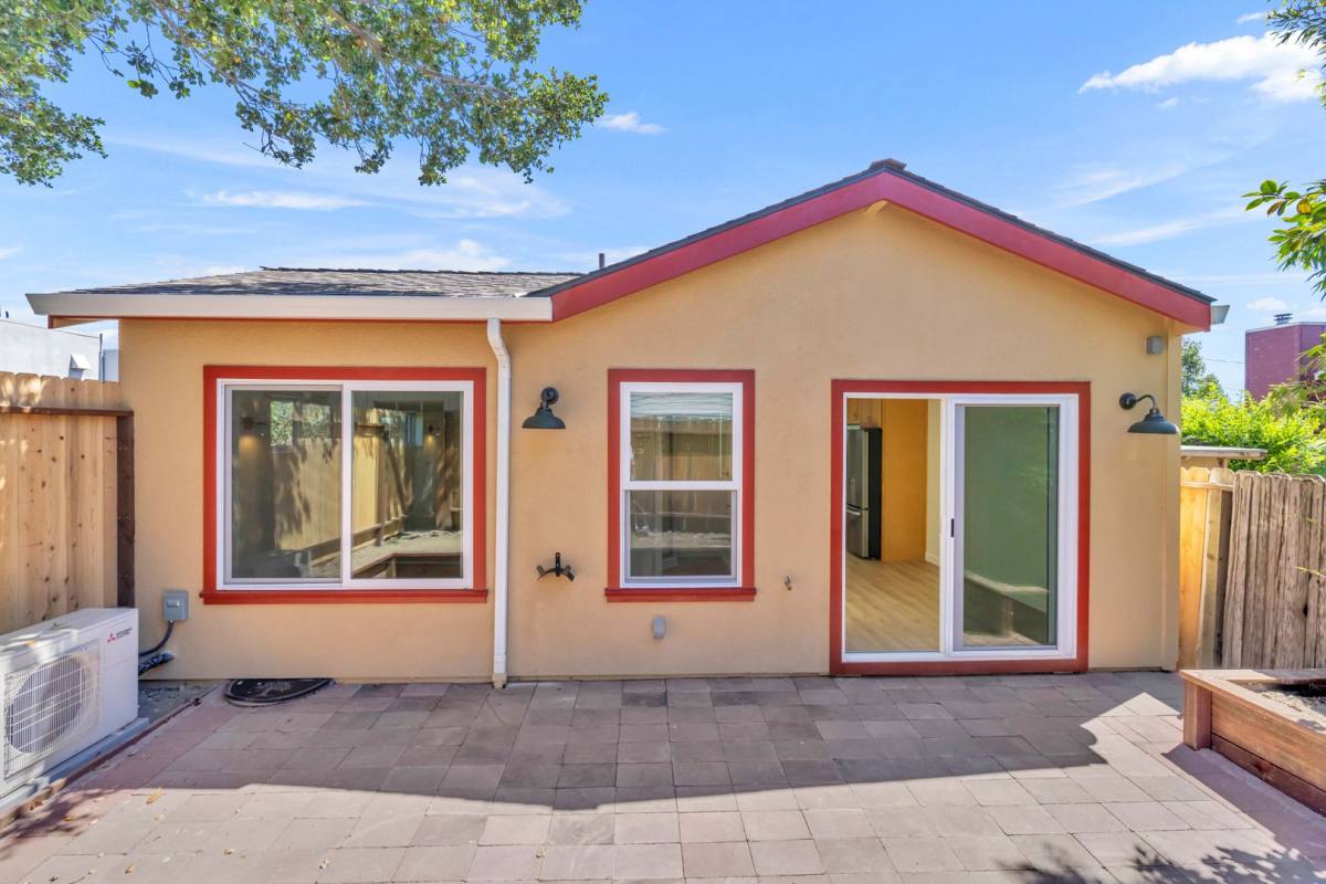House for rent at 133-A Elm Ave, San Bruno, CA 94066