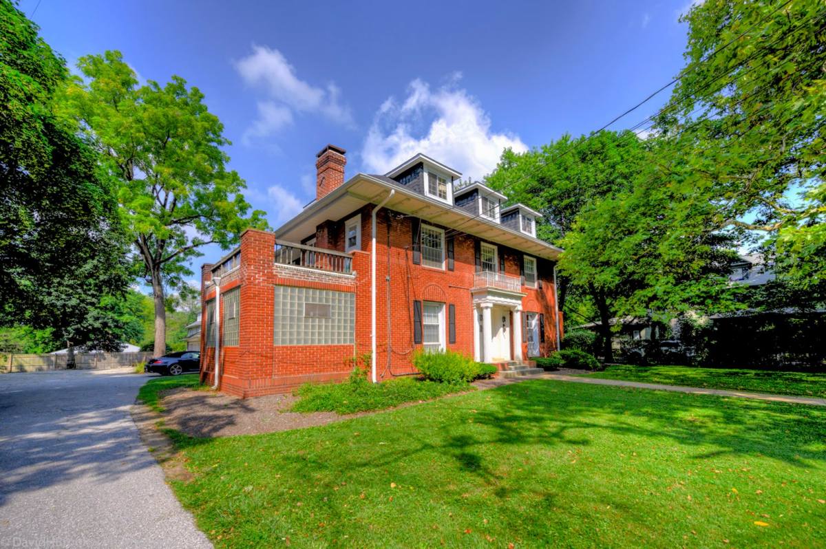 Apartment for rent at 5708 Pimlico Rd, Baltimore, MD 21209