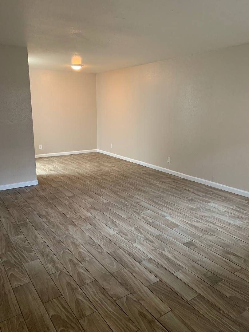 Condo for rent at 6200 W Tidwell Rd, Houston, TX 77092