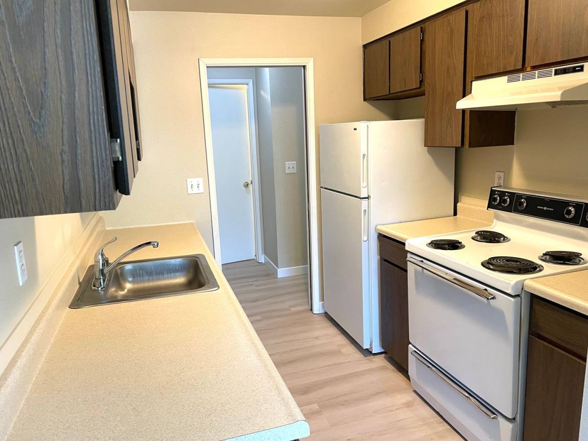 Apartment for rent at 711 E 19th St, Vancouver, WA 98663