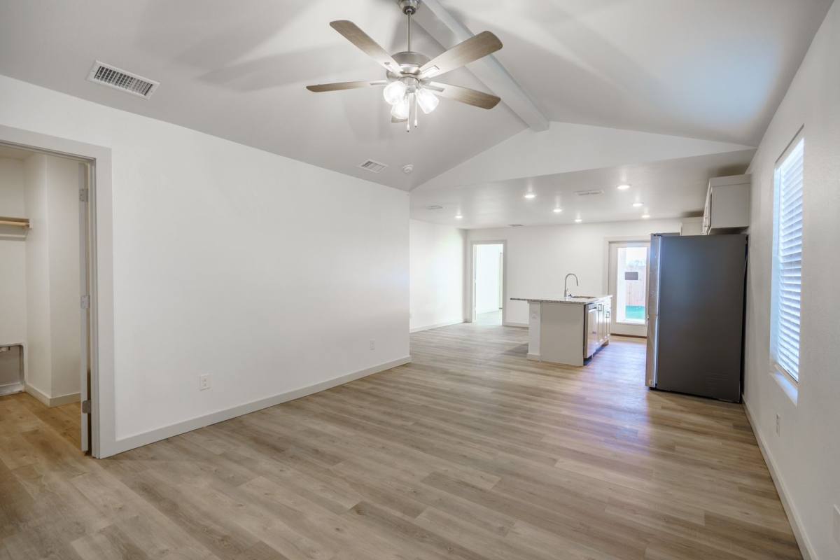 House for rent at 307 E 80th St, Lubbock, TX 79404