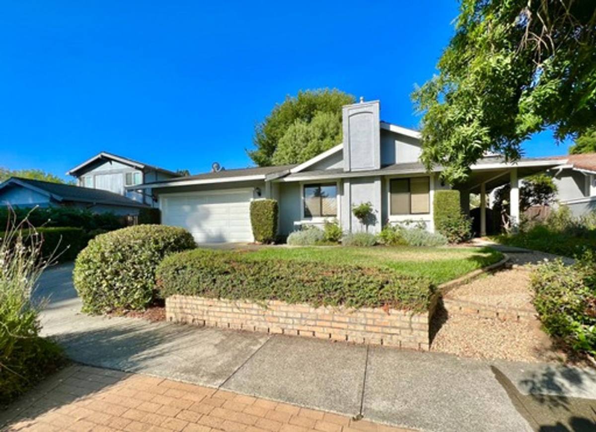 House for rent at 1117 Douglas Ave, Napa, CA 94558