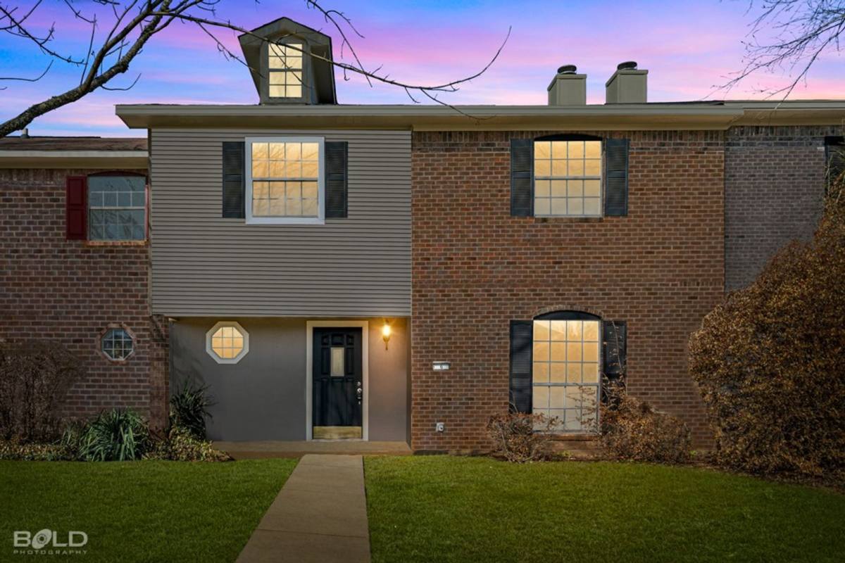 Townhouse for rent at 5005 Long St, Bossier City, LA 71112