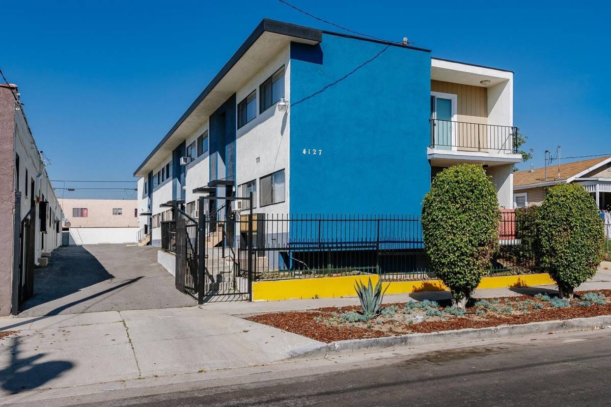 Apartment for rent at 4127-4135 Monroe St, Los Angeles, CA 90029