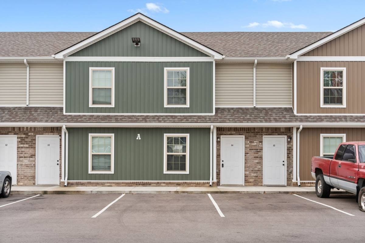 Apartment for rent at 418 Peachers Mill Rd, Clarksville, TN 37042