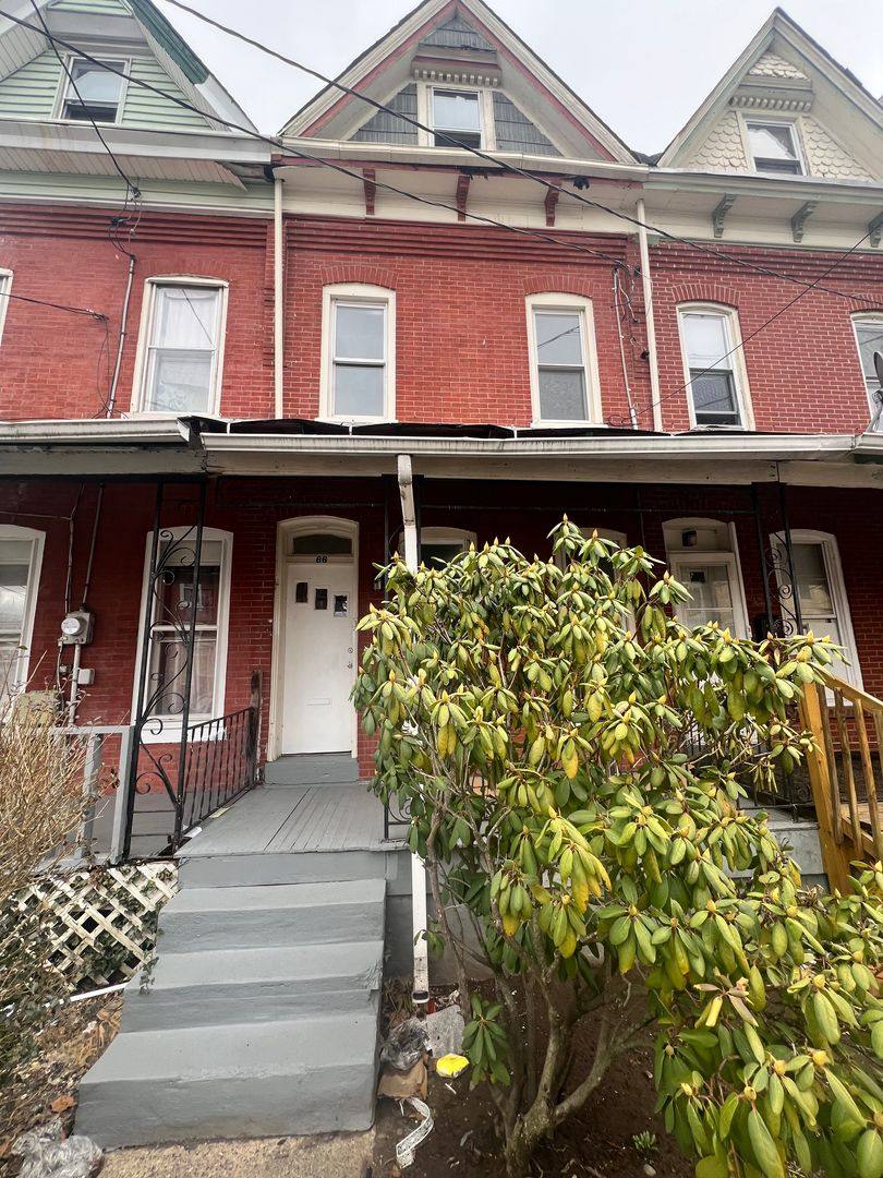 House for rent at 66 W End Ave, Trenton, NJ 08618