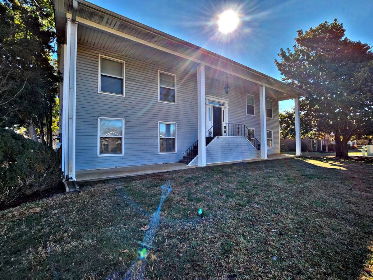 Apartment for rent at 2141 Westmead Dr SW, Decatur, AL 35603