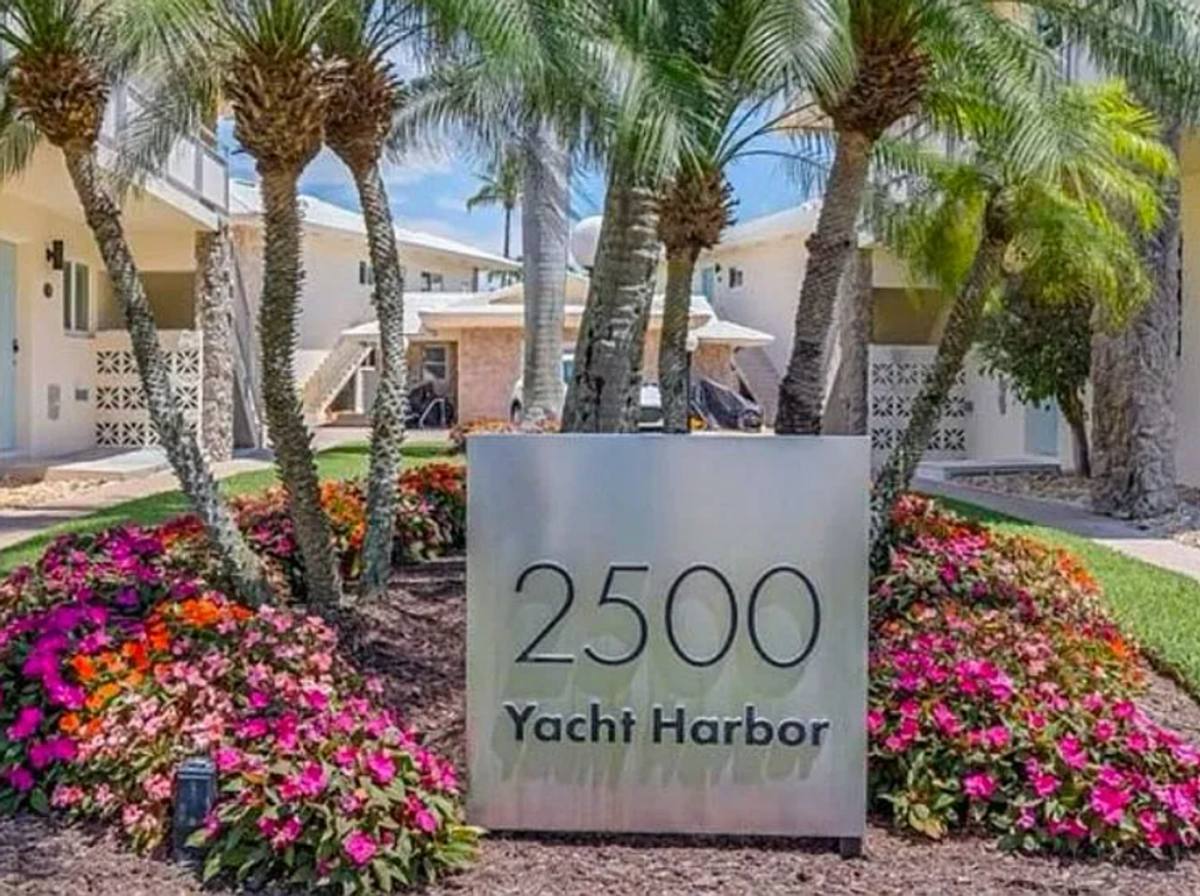 Condo for rent at 2500 Gulf Shore Blvd, Naples, FL 34103