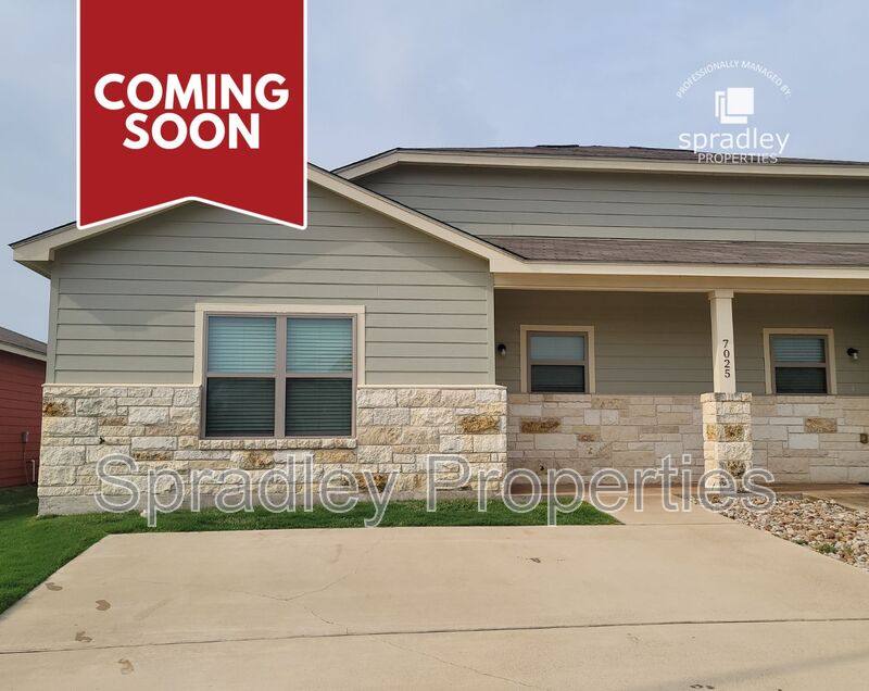 Townhouse for rent at 7025A Cameron Park Rd, Temple, TX 76502