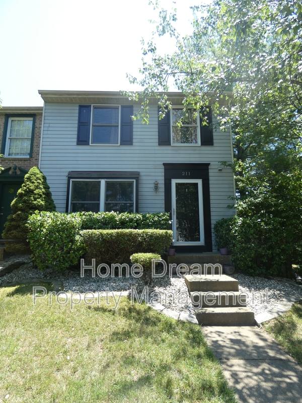 Townhouse for rent at 211 Ridgecrest Court #1, Stafford, VA 22554