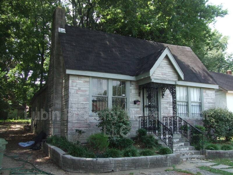 House for rent at 2077 Vollintine Ave, Memphis, TN 38107