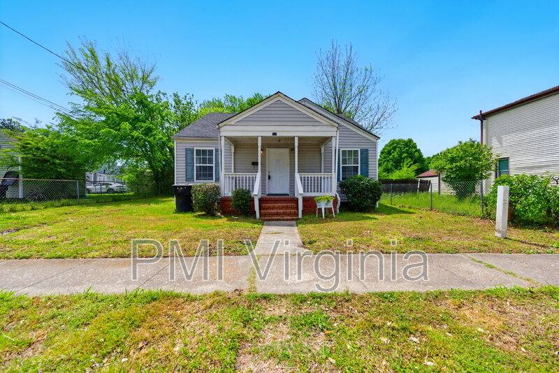 House for rent at 923 Palmer St, Portsmouth, VA 23704