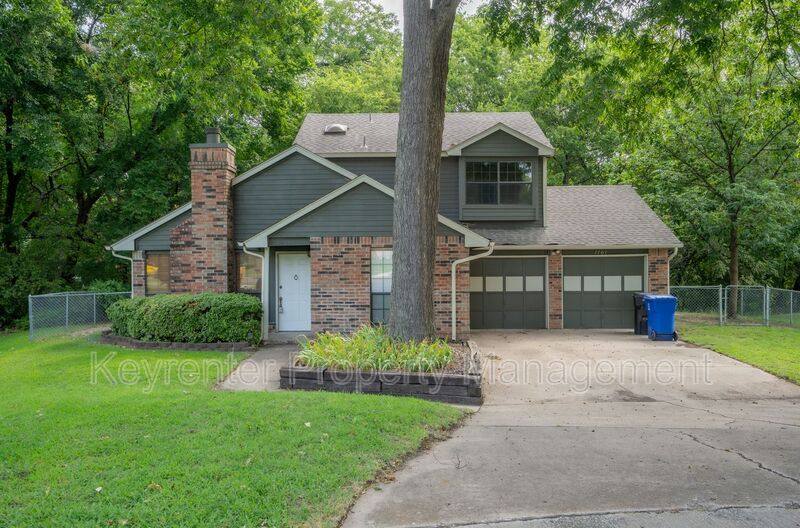 House for rent at 1101 W Los Angeles Circle, Broken Arrow, OK 74011