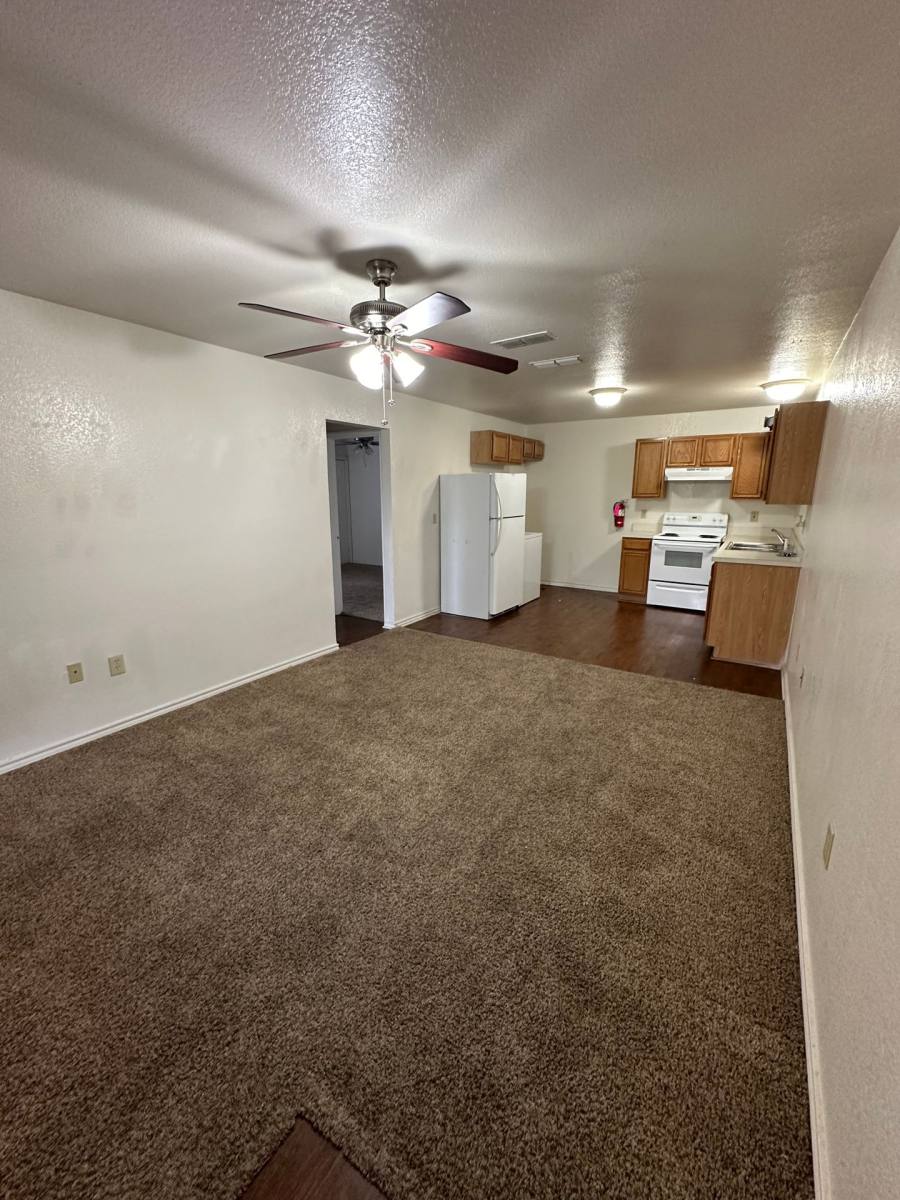 Apartment for rent at 1106 Williams Ave, Cleburne, TX 76033