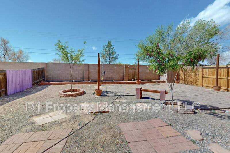 House for rent at 5312 Rock Way Court NW, Albuquerque, NM 87114