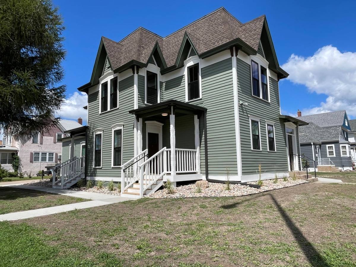 Apartment for rent at 133 S Prairie Ave, Sioux Falls, SD 57104