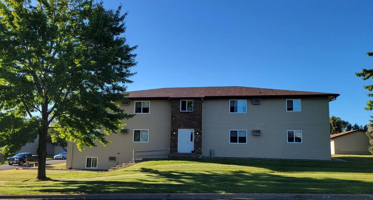 Apartment for rent at 1601 Aspen Dr, Hudson, WI 54016