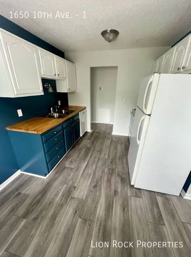 Apartment for rent at 1650 10th Ave #1, Newport, MN 55055