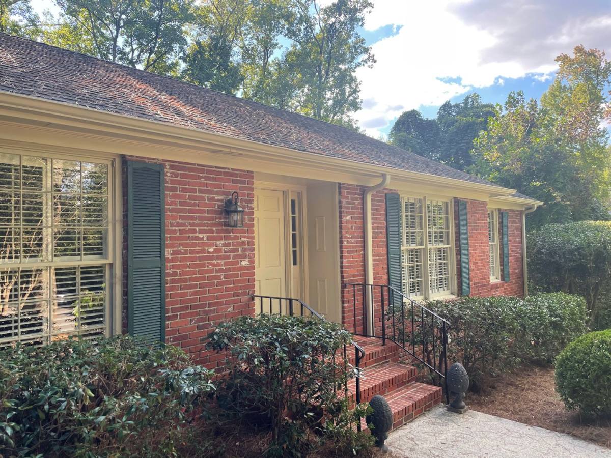 House for rent at 3801 Rockbrook Circle, Birmingham, AL 35213