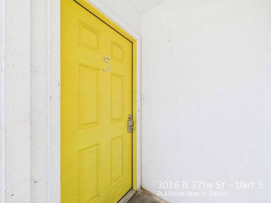 Apartment for rent at 3016 N 37th St #5, Phoenix, AZ 85018