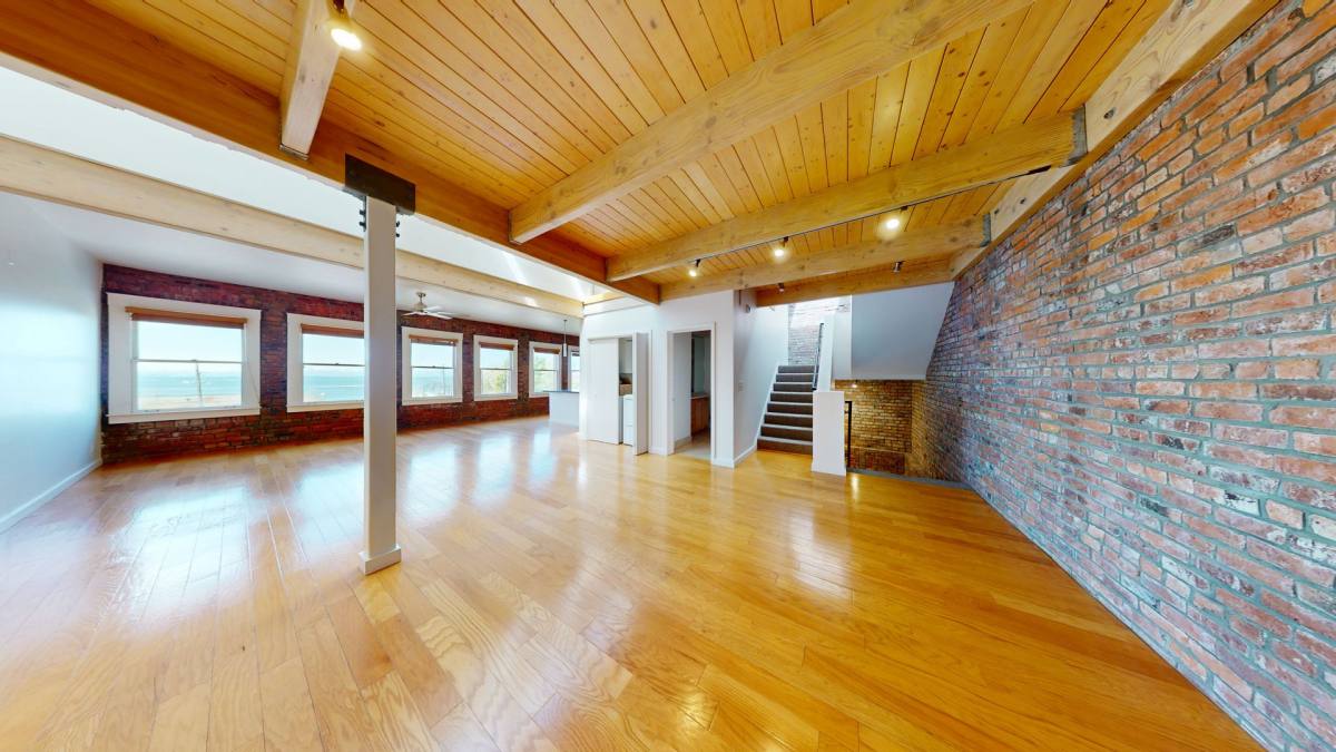 Apartment for rent at 76 S Main St, Seattle, WA 98104