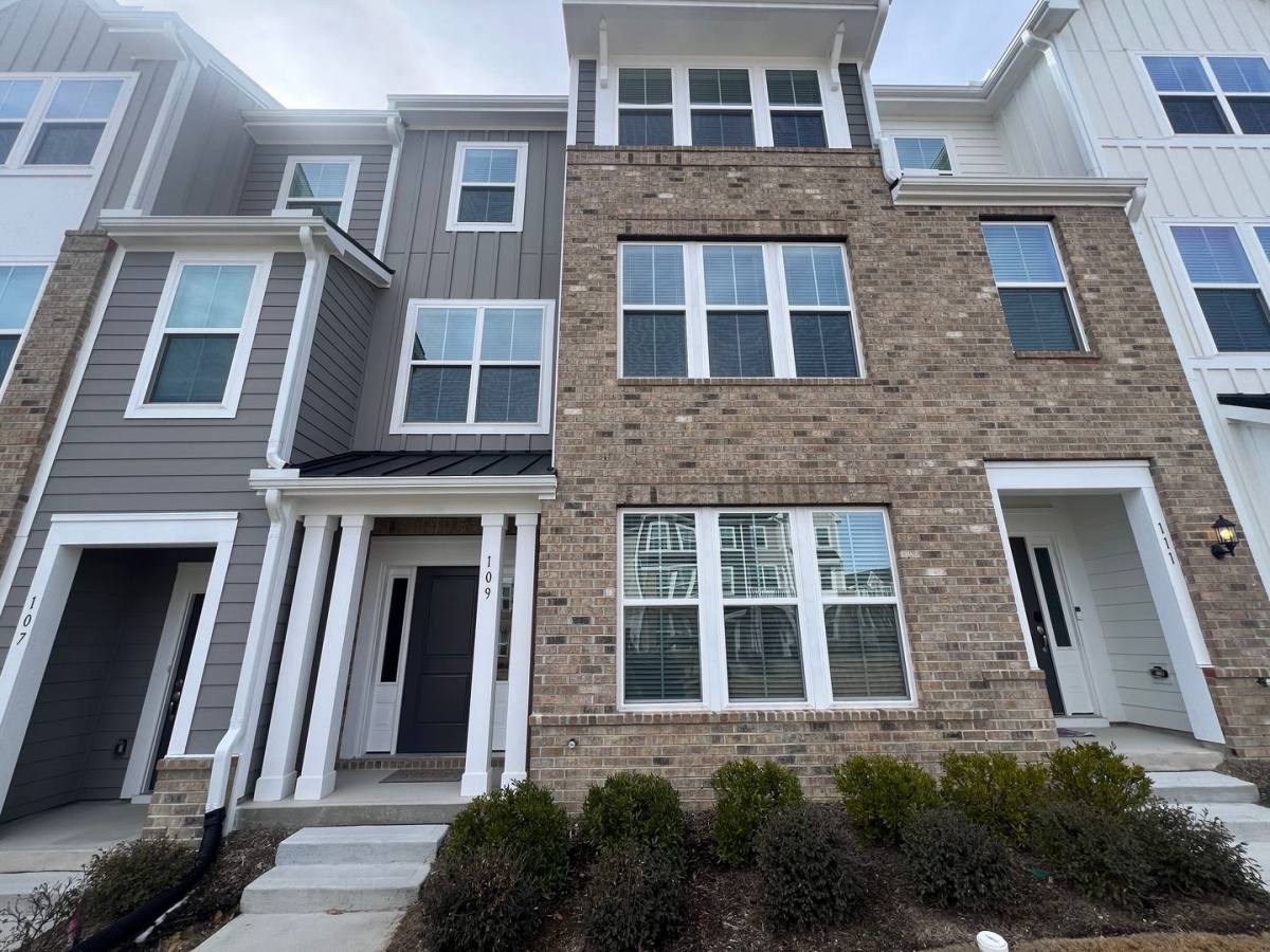 Townhouse for rent at 109 Hickory Plains Rd, Knightdale, NC 27545