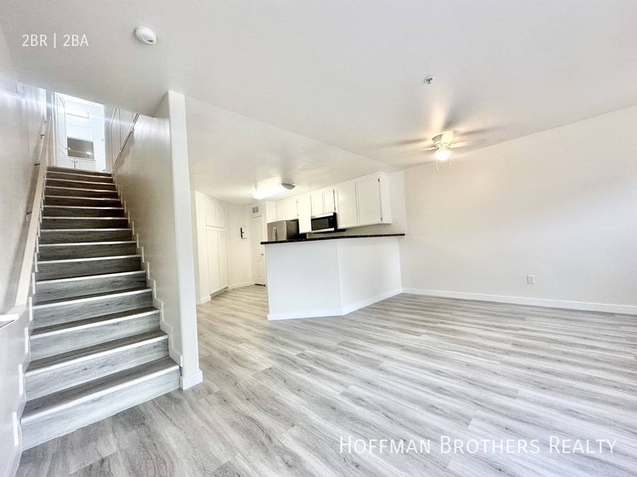 Townhouse for rent at 7325 Winnetka Ave #104A, Winnetka, CA 91306
