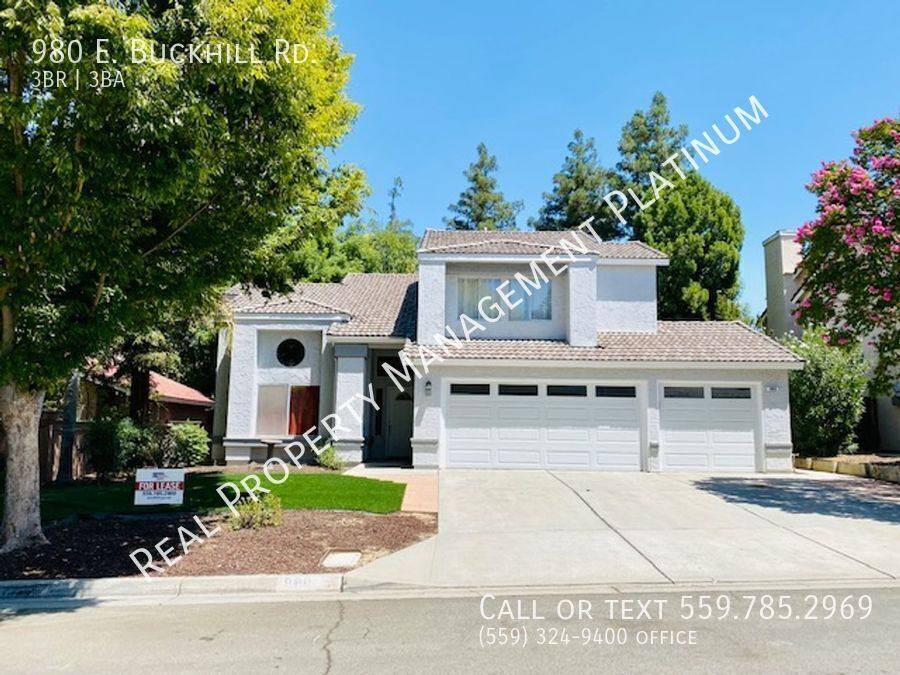 House for rent at 980 E Buckhill Rd, Fresno, CA 93720