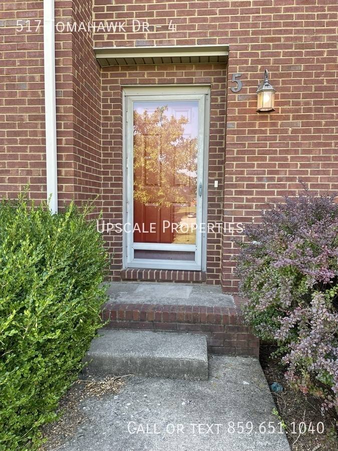 Townhouse for rent at 517 Tomahawk Dr #4, Harrodsburg, KY 40330