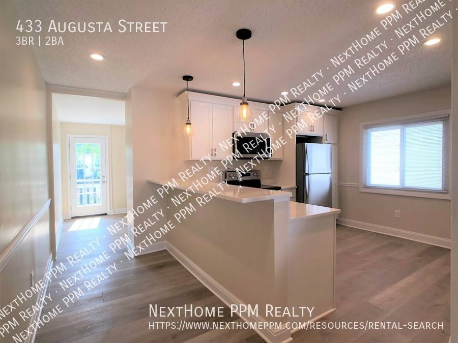 House for rent at 433 Augusta St, Pittsburgh, PA 15211