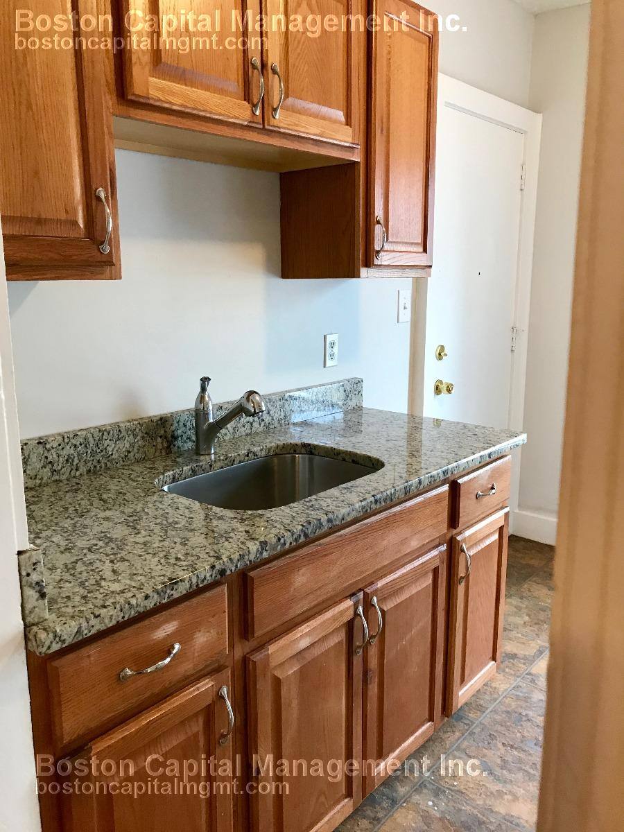 Apartment for rent at 207 Broadway #8, Everett, MA 02149